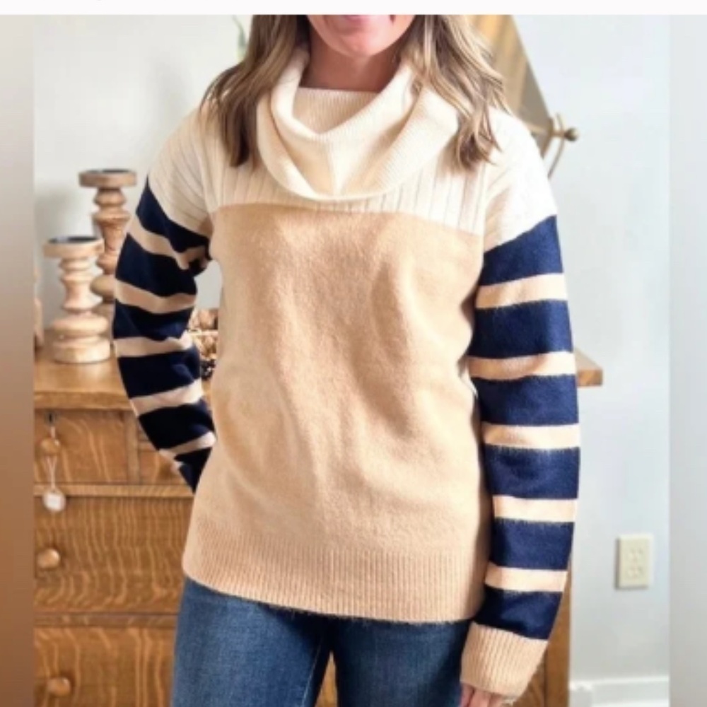 Hem & Thread Sweater